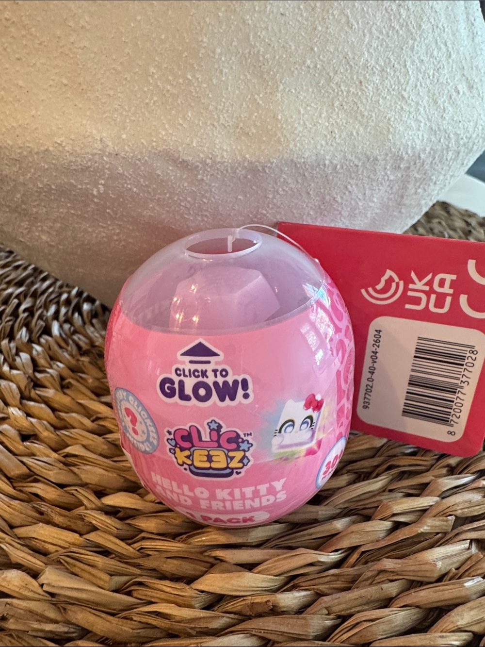 Hello Kitty  and Friends Clickeez GLOW! ✨✨RARE✨✨HTF✨🎀 bundle of 🔟❣️💗😻